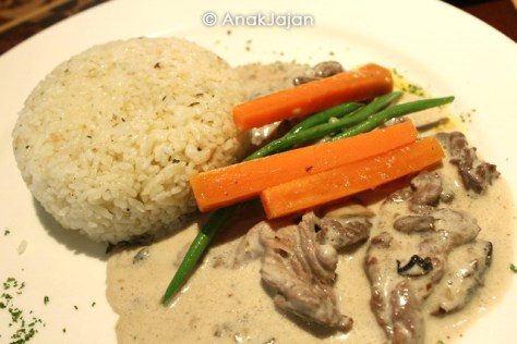 fabrik restoran eatery bar