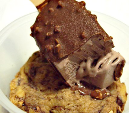 Easy Cook : 2 Minutes Choco Chips Cookies