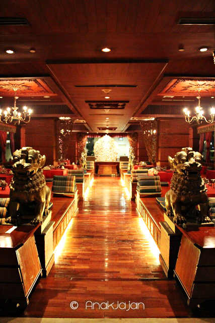 sukhothai restaurant the media hotel