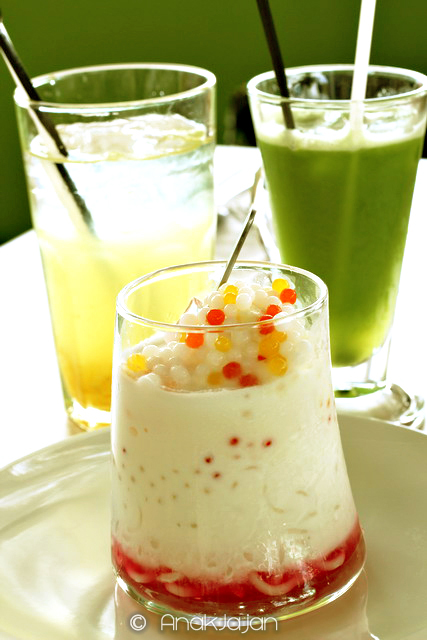 Yu Cha Cha IDR 22.8k, Yache Juice IDR 22.8k,  Nun Sungi Ice IDR 25.9k