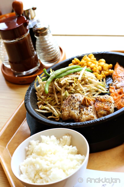 Salmon & Chicken IDR 93k