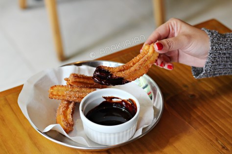 Churros IDR 25k
