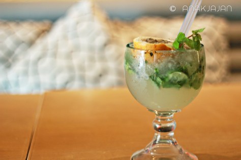 Passion fruit Mojito IDR 55k