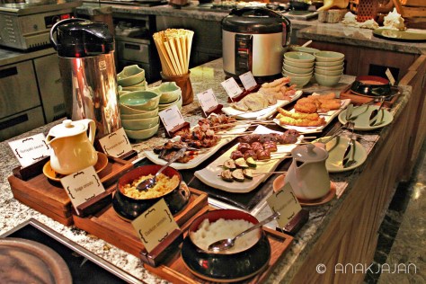 sana sini restaurant pullman jakarta indonesia