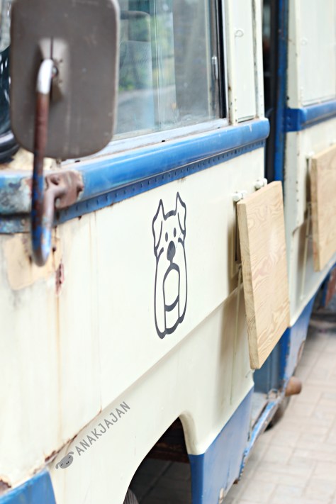 Three Buns Burger and Heads