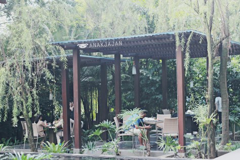 Outdoor area at Purnawarman Buffet Restaurant