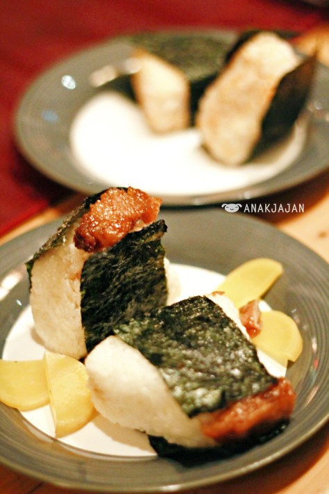 Chicken Teriyaki and Salmon Onigiri IDR 25k (2pcs)