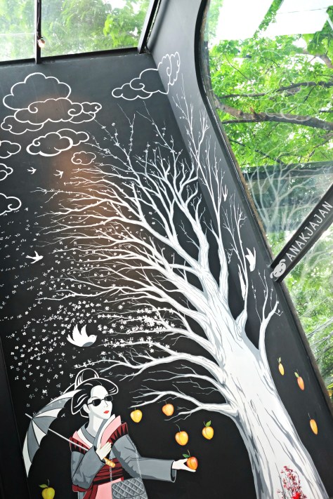 The MOMO Restaurant & Bar