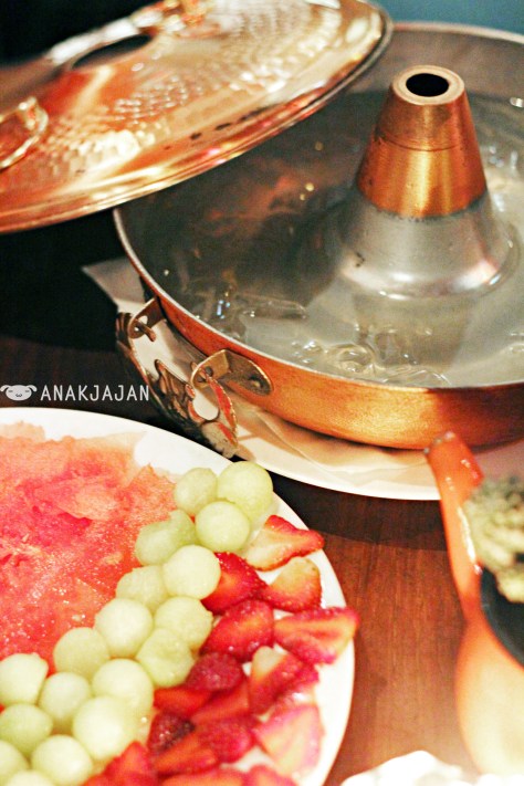 Friends of Mine Cocktails IDR 250k / Virgin Friends of Mine IDR 98k