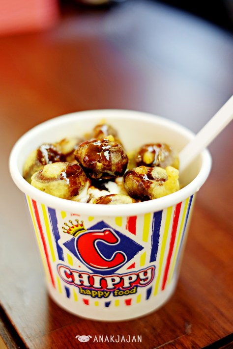 Fried Chocolate IDR 27k (S) / IDR 36k (L)