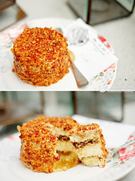 Coffee Cheese Praline IDR 32.5k