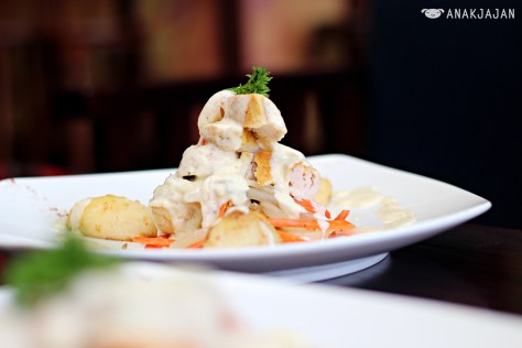 Gremolata Chicken Breast IDR 87k