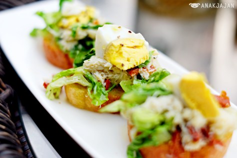 Crab Salad on baguette IDR 65k