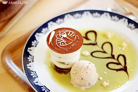 Doraemon Tiramisu inspired by "Great Demon" 720yen