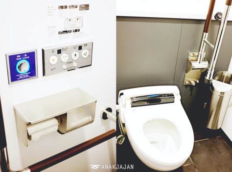 Smart toilet