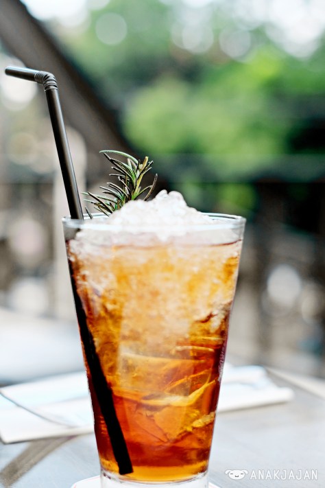 Lavender Tea IDR 35k