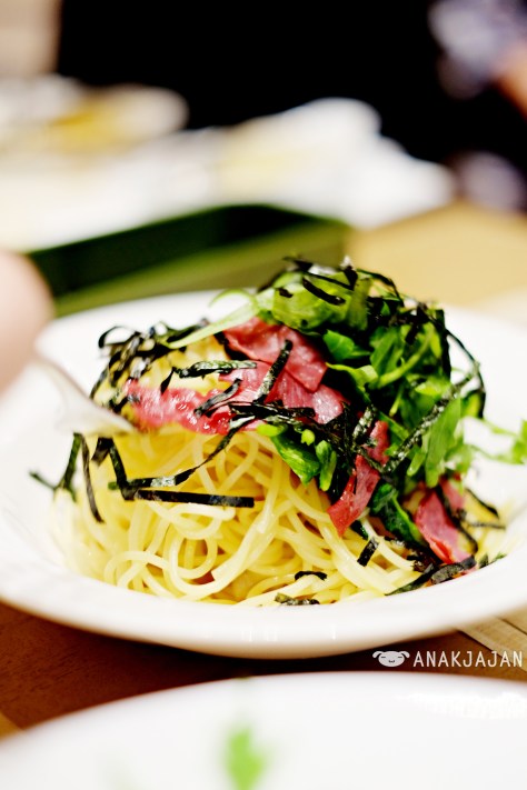 Wafu Soy Sauce Based Pasta with Smoked Beef, Spinach and Rucola IDR 50k