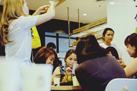 Thai people love to snap their food also