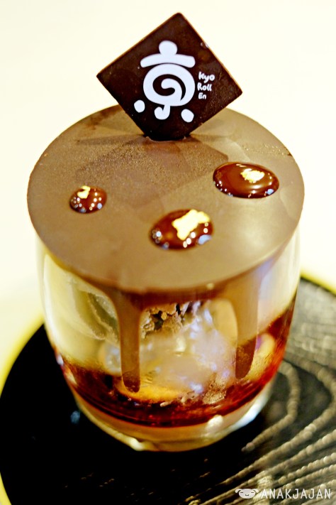 Chocolate Melt THB 159 (around IDR 58k)
