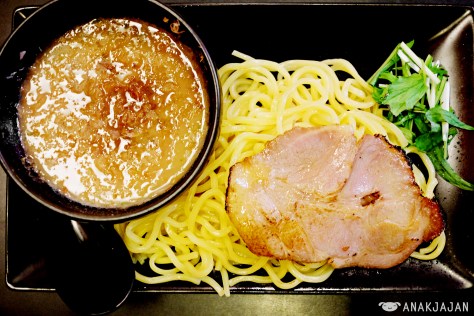 Ikemen Hollywood Dip Ramen