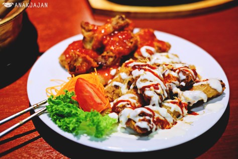 EQ Honey Fried Chicken IDR 38k (Small) / IDR 72k (Regular) / IDR 92k (Large); Ginseng Fried Chicken IDR 38k (Small) / IDR 72k (Regular) / IDR 92k (Large)