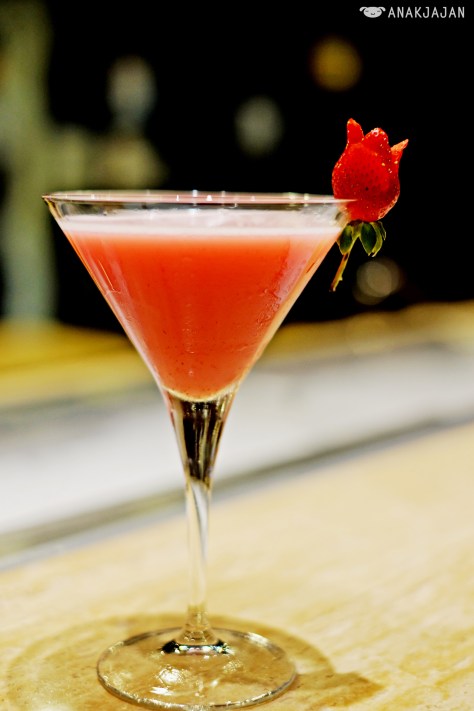 Strawberry Martini IDR 100k