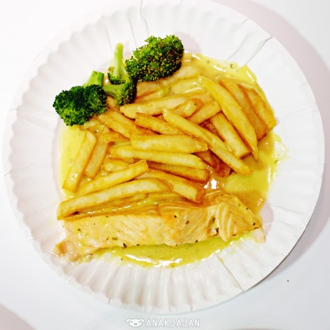 Swedish Poached Salmon with Chive sauce IDR 60k