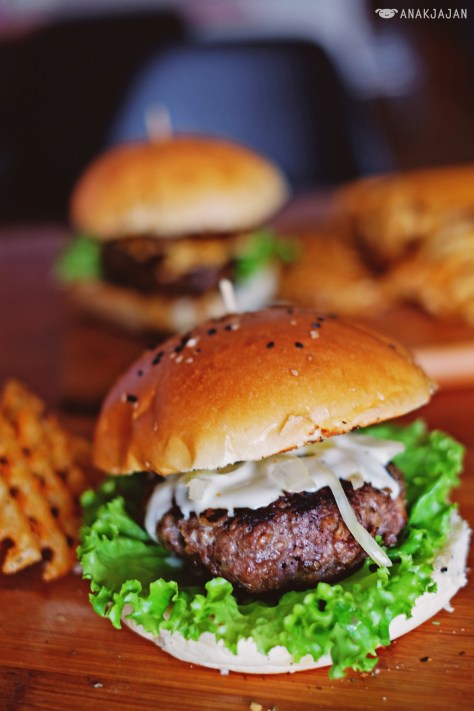 Juicy Lucy Monster IDR 70k