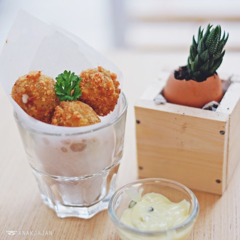 Mozarella Chicken Balls IDR 32k