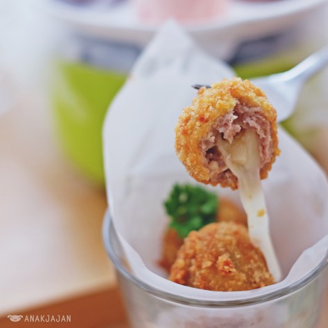 Mozarella Chicken Balls IDR 32k