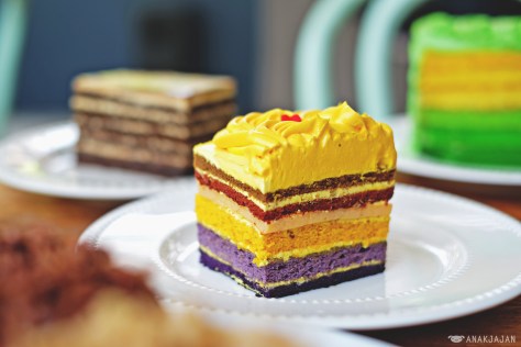 Mango Rainbow IDR 28k