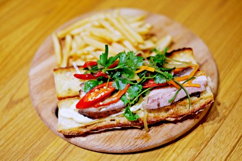 Nomz Bahn Mi IDR 85k