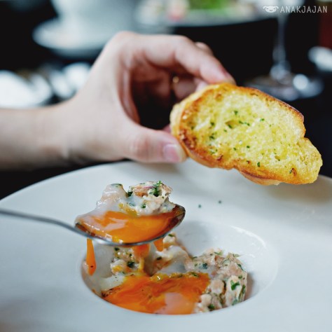 Salmon Tartare, 63C degrees Egg IDR 83k