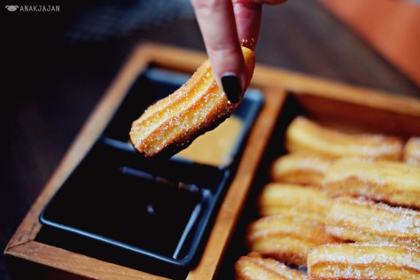Churros with Chocolate and Dulce de Leche sauce IDR 60k
