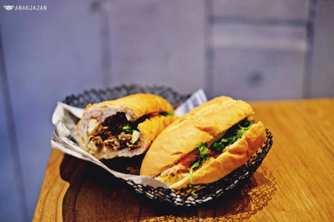 Sauteed Lemongrass Beef, Cream Cheese, Beef Floss IDR 59