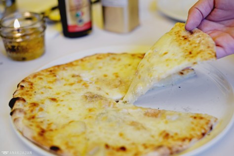 Quattro Formaggi IDR 125k