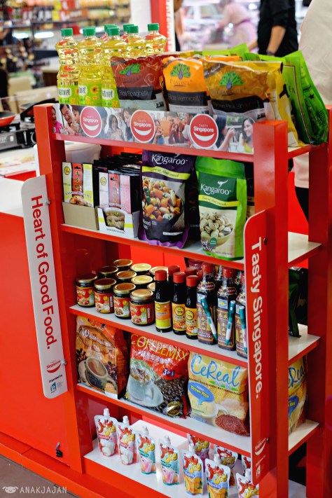 singapore food aisle