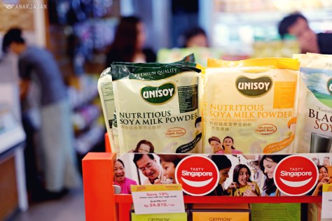 singapore food aisle