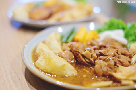 Bistik Ayam ala Meneer IDR 27.5k