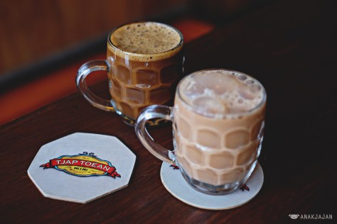 Kopi Tarik IDR 26.5k, Teh Tarik IDR 25.5k