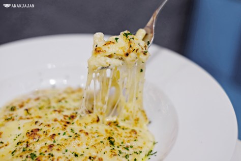 Mac And Triple Cheese IDR 58.9k