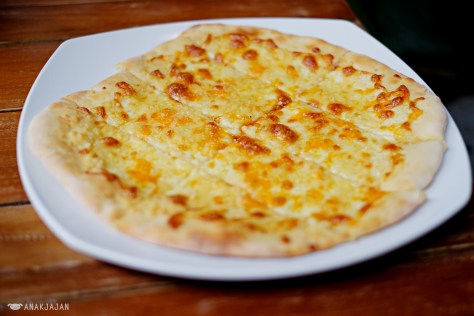 Pizza 4 Kinds of Cheese IDR 45k