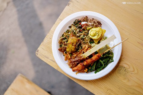 Nasi Campur Komplit IDR 55k - Bongkot Nasi Campur