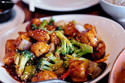 Sesame Chicken AED 57