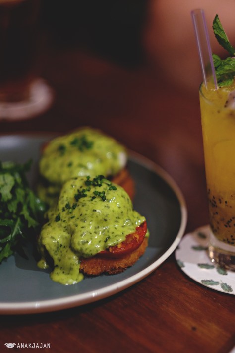 Pork Belly Benedict IDR 85k