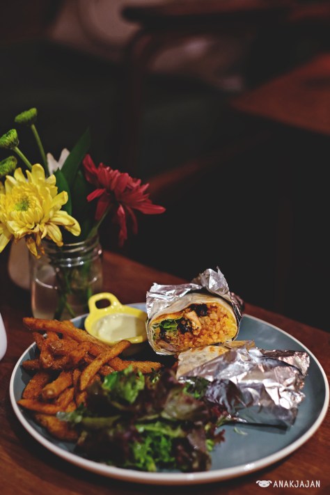 Benedict Burrito IDR 85k (Chicken)