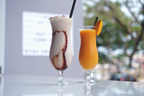 Frozen Iced Mango IDR 32k // Monkey Business IDR 38k