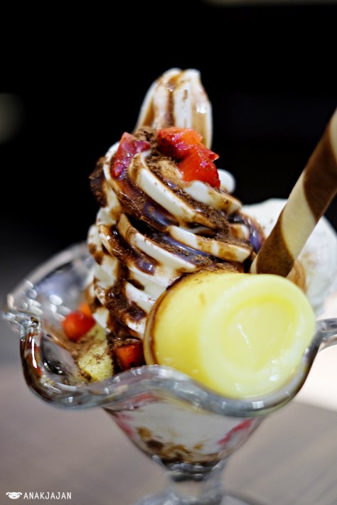 Choco Berry Celebration IDR 74.9k