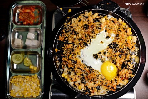 Fried Rice with Fish Roe KRW 3.000