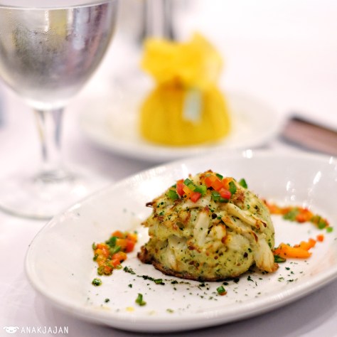 Sizzling Blue Crab Cakes IDR 230k